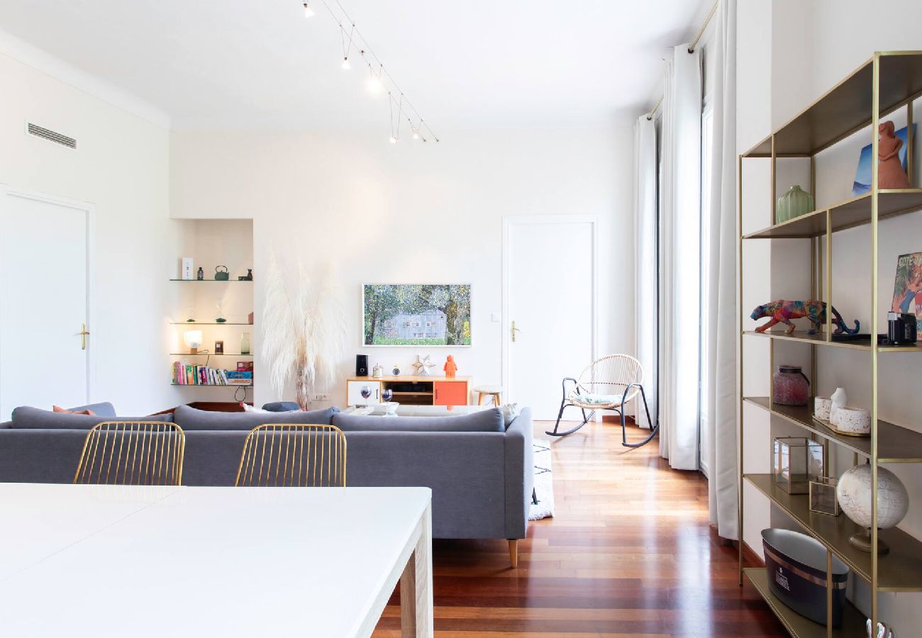 Apartment in Nice - #27 Suite Maurin