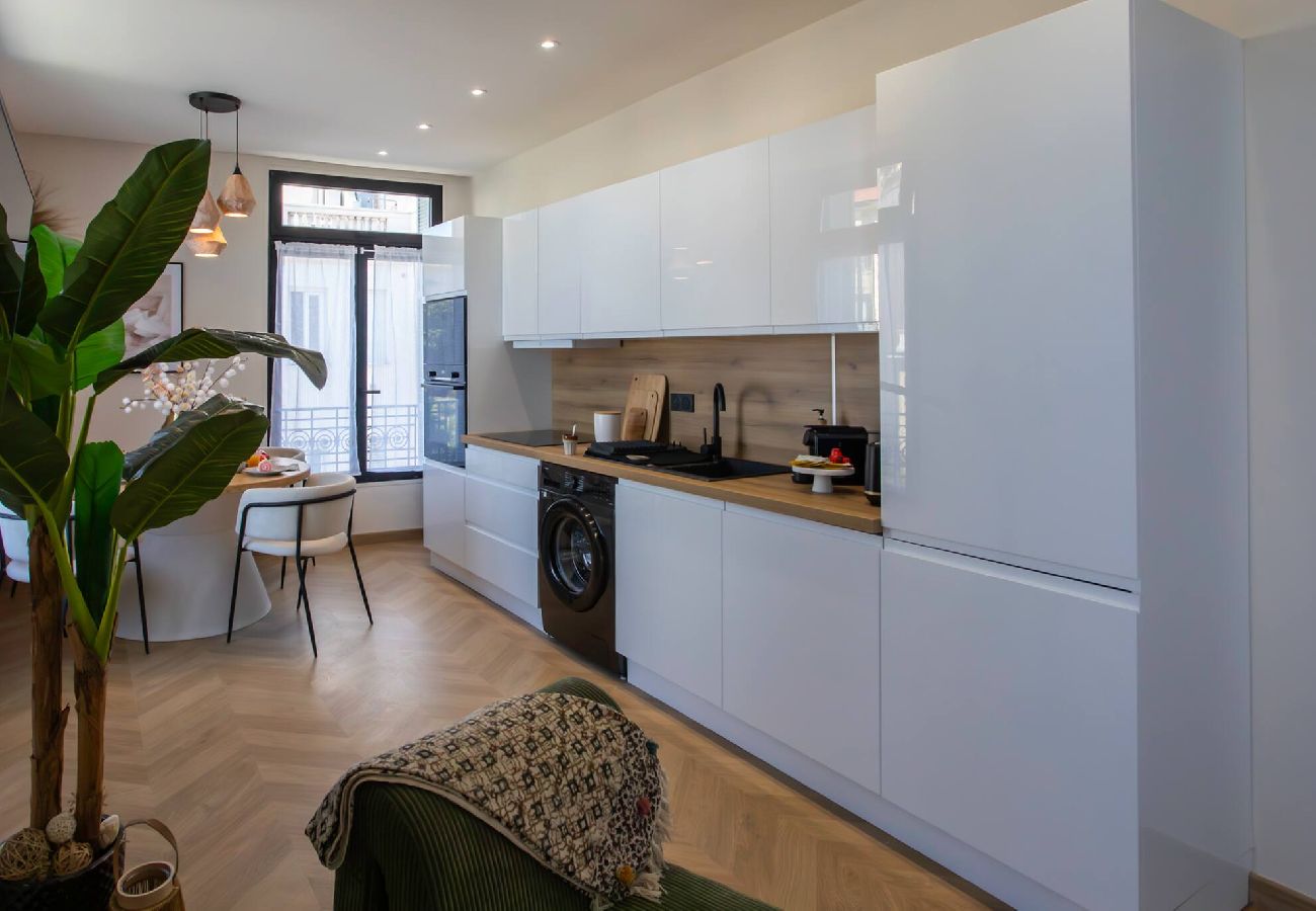 Apartment in Nice - #52 Suite Etoile