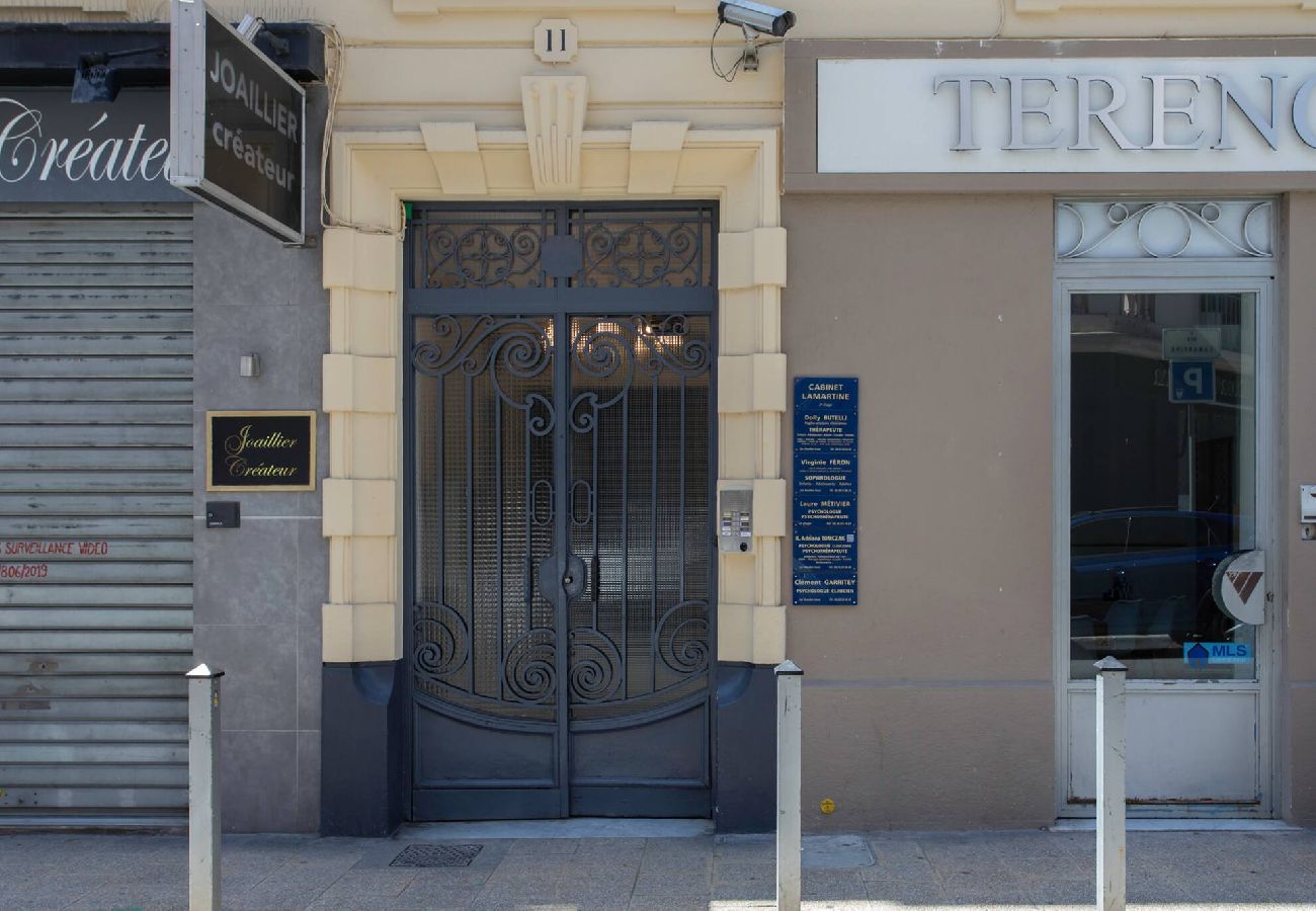 Apartment in Nice - #52 Suite Etoile