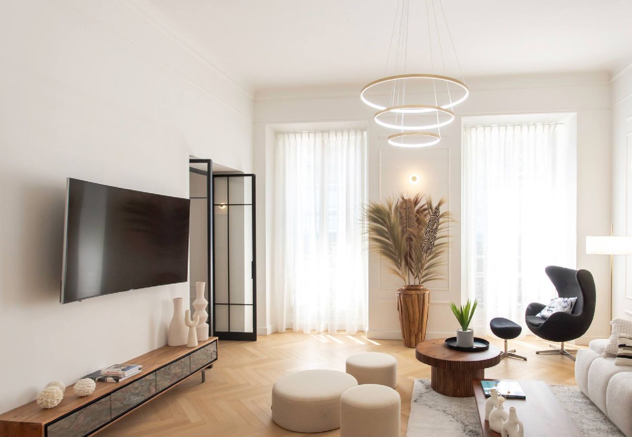 Apartment in Nice - BM11 Victor Hugo