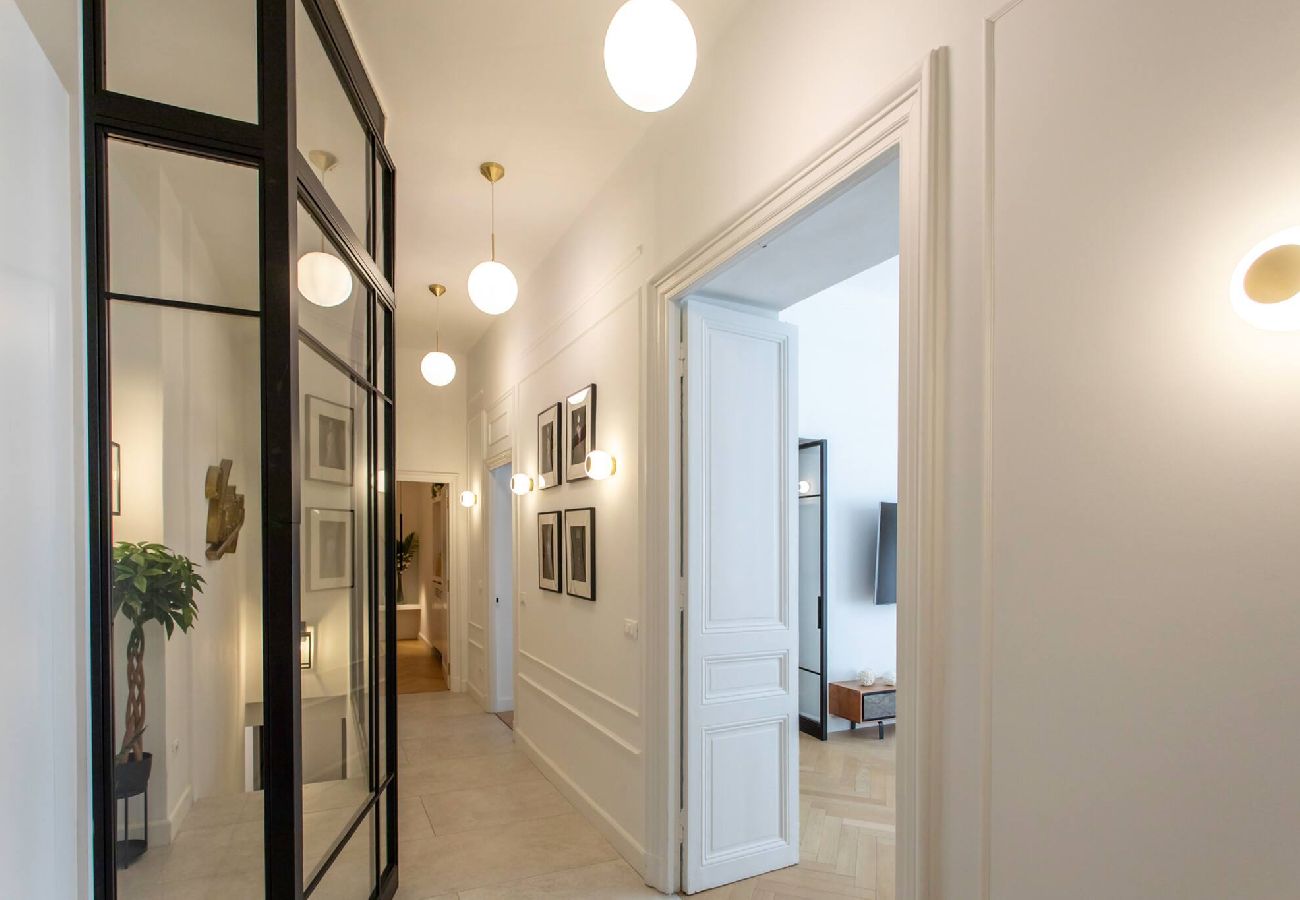 Apartment in Nice - BM11 Victor Hugo