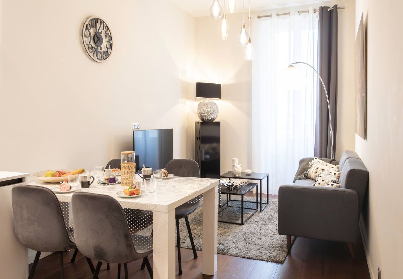 Apartment in Nice - #60 3P Grimaldi