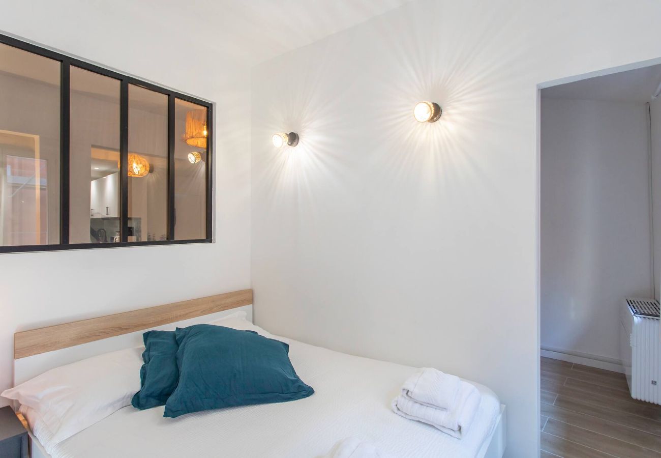 Apartment in Nice - #16 F1 Saleya