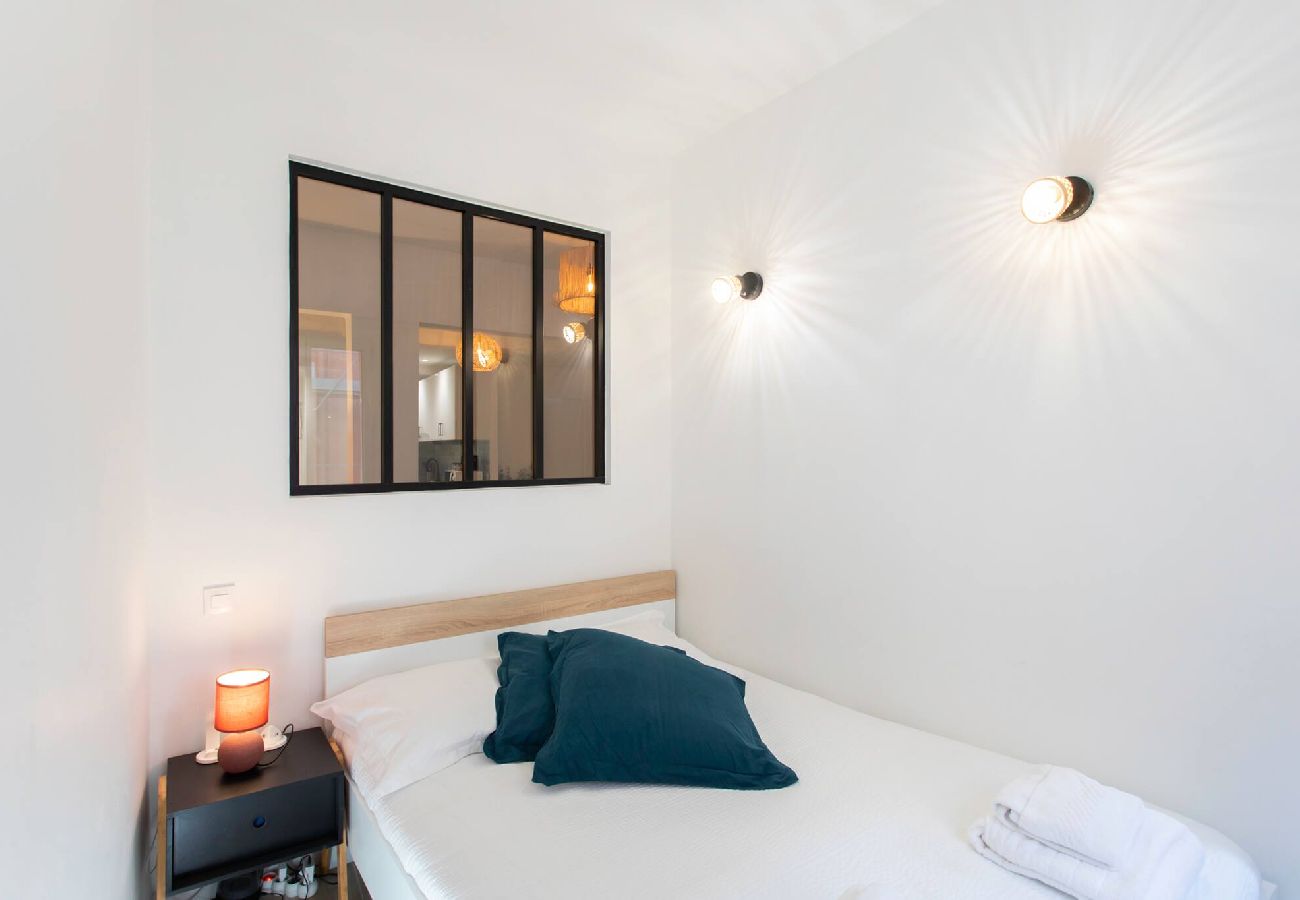 Apartment in Nice - #16 F1 Saleya