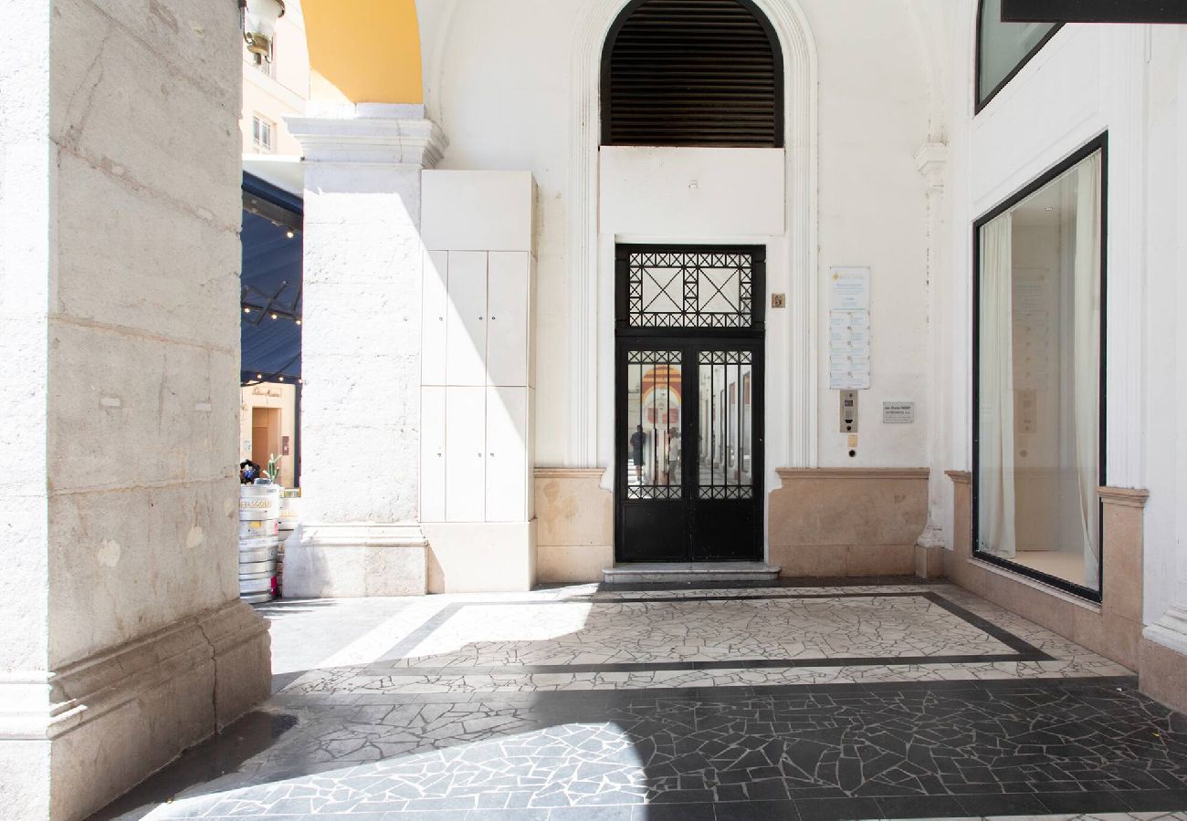 Apartment in Nice - #56 2P Massena