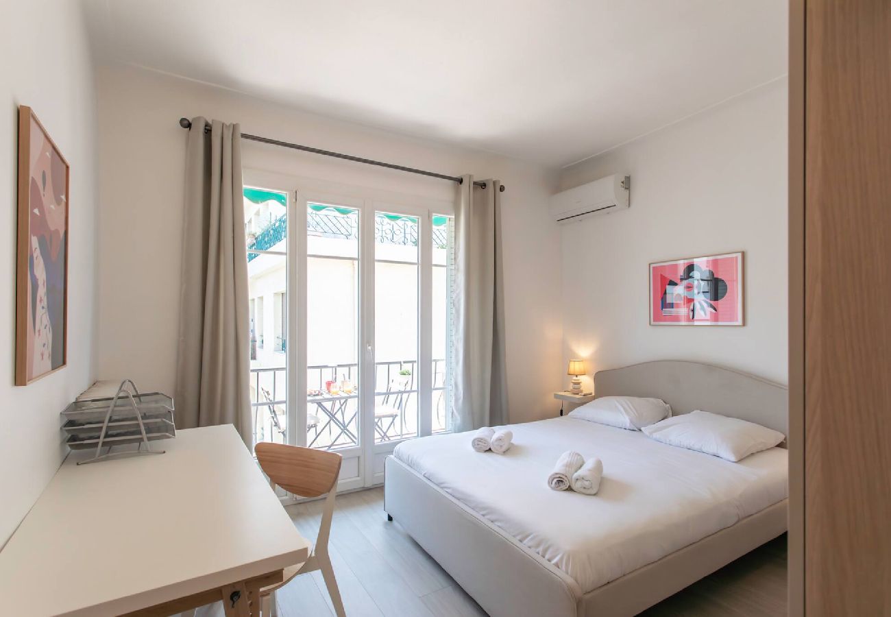 Apartment in Nice - L4 Fayad