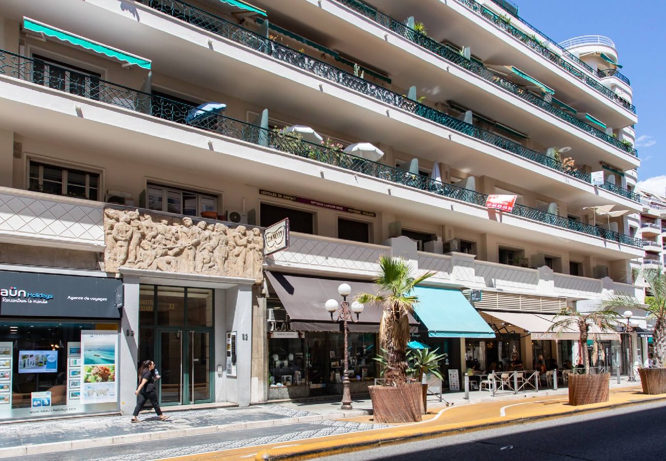 Apartment in Nice - L4 Fayad