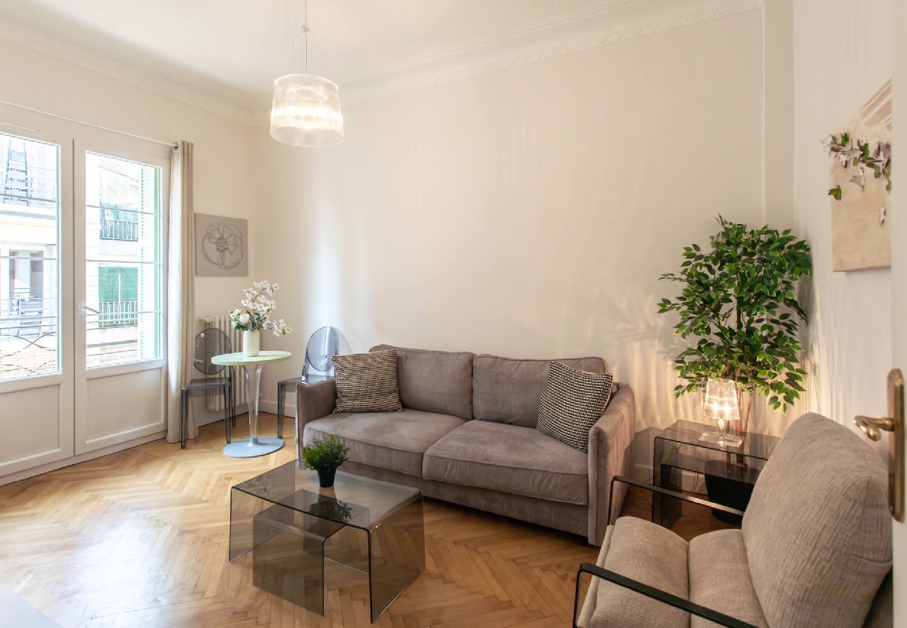 Apartment in Nice - L1 Berlioz
