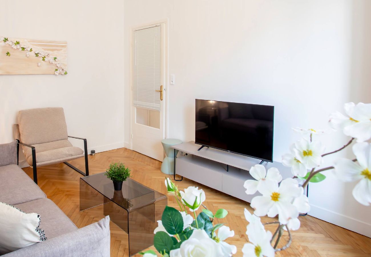Apartment in Nice - L1 Berlioz