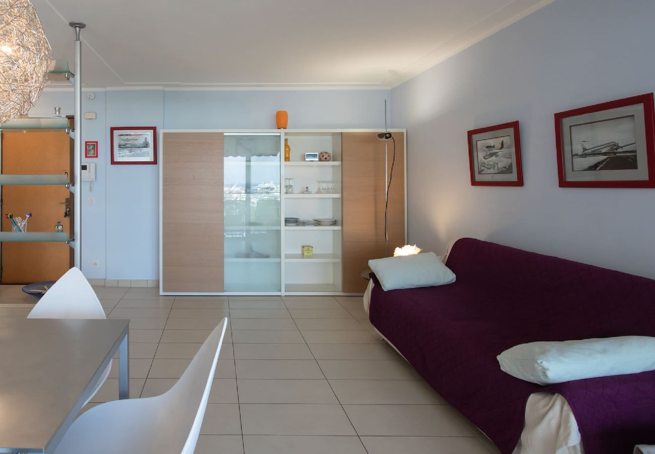 Apartment in Antibes - A2 Gryner
