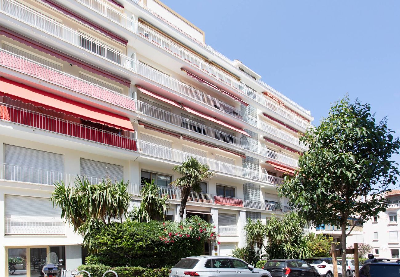 Apartment in Antibes - A2 Gryner