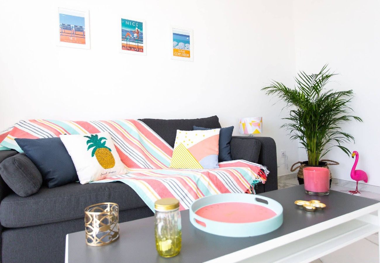 Apartment in Nice - #42 Idyllic frame...