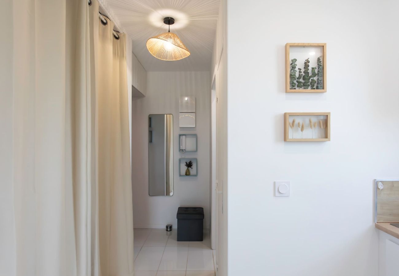 Residence in Cannes - C3 Sebrek