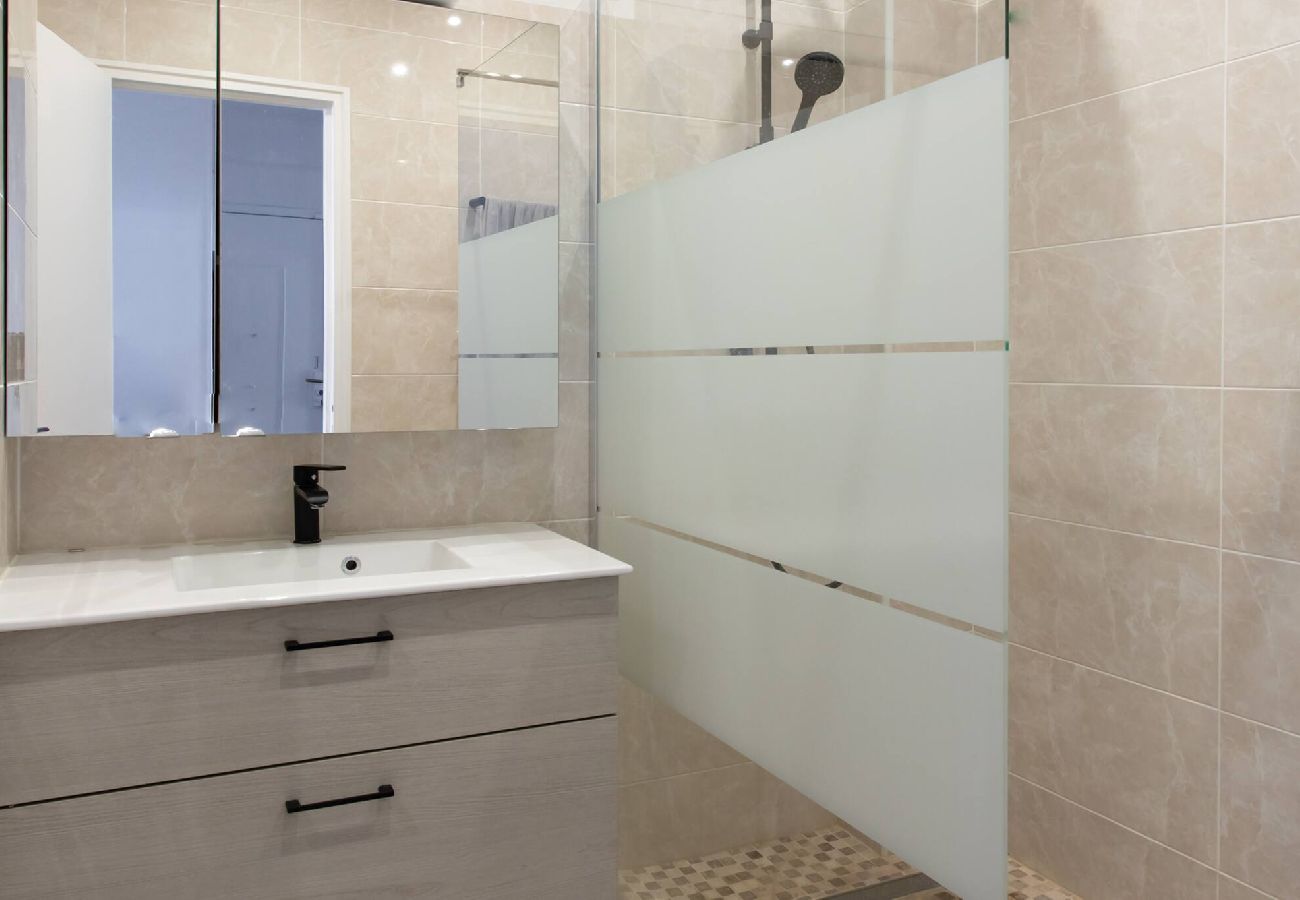 Apartment in Nice - L39 Lorthiois