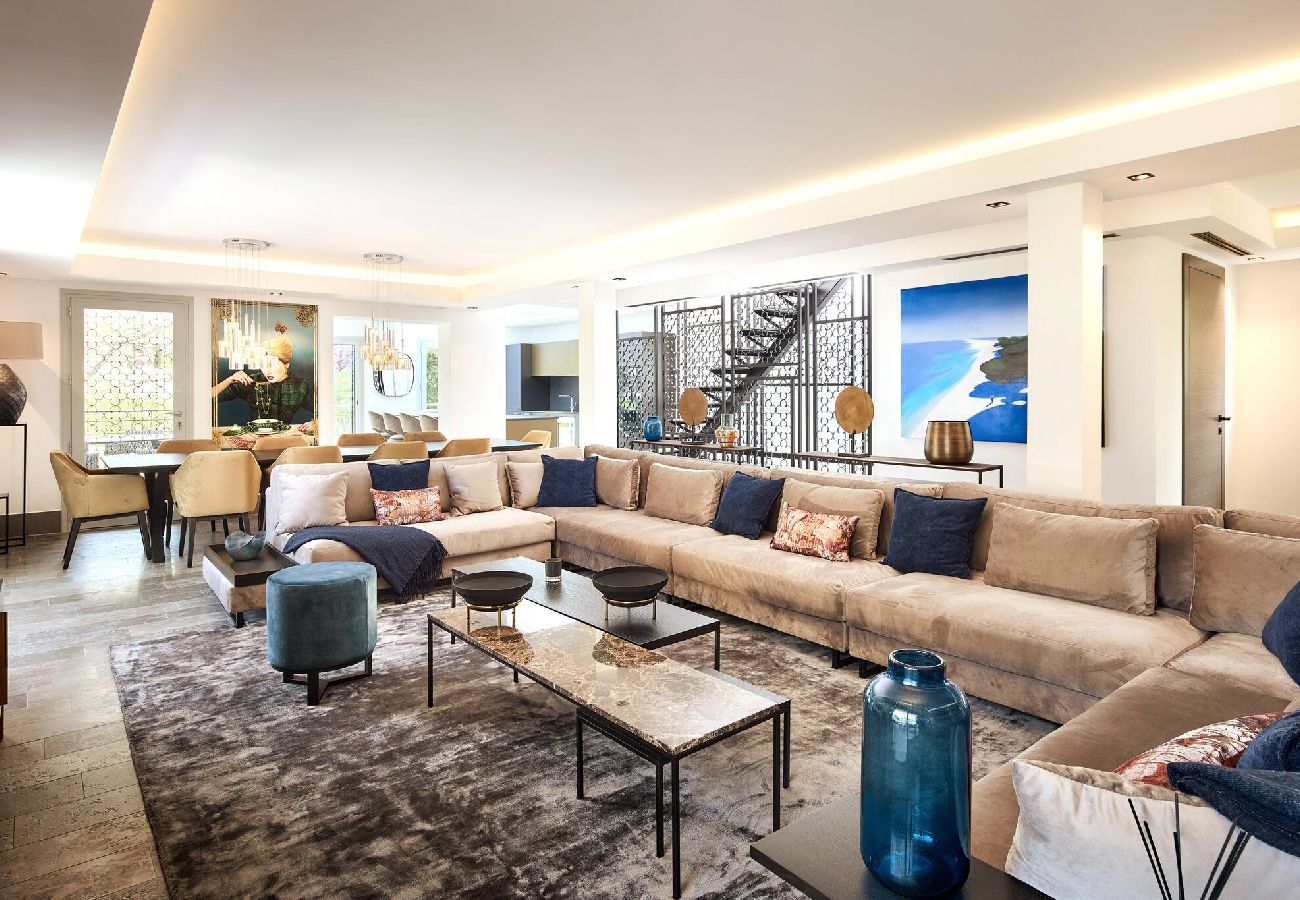 Villa in Antibes - A11 Villa VanCleef