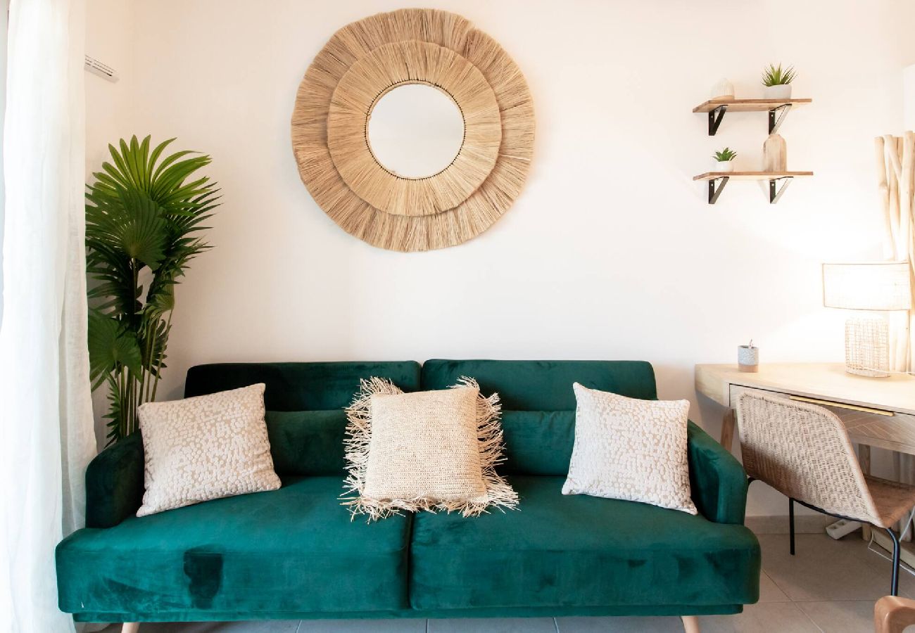 Apartment in Antibes - A12 Baz