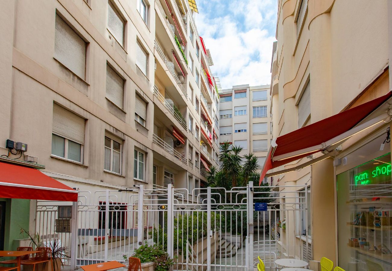 Apartment in Nice - L24 BAZ
