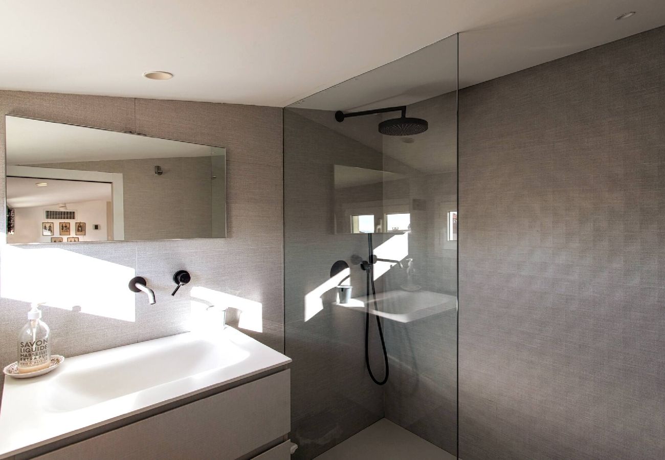 Apartment in Nice - #9 Duplex de l´opéra