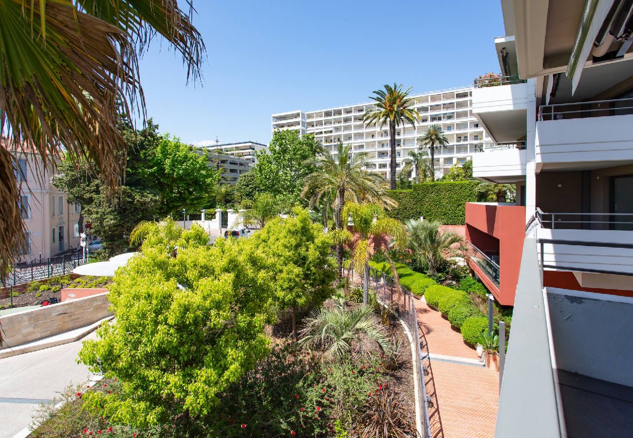 Residence in Cannes - C2 Lagarde