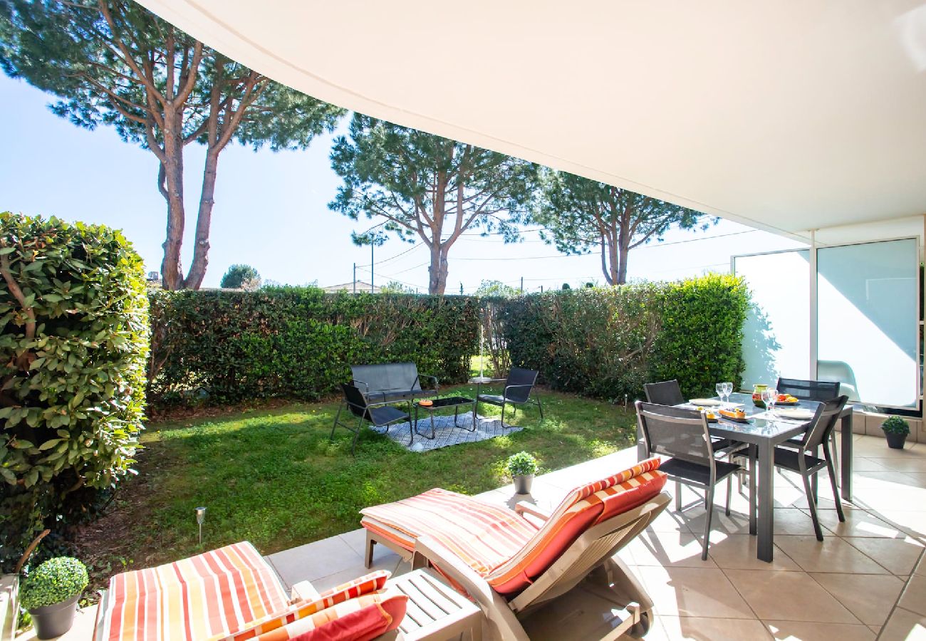 Residence in Antibes - A13 Dack