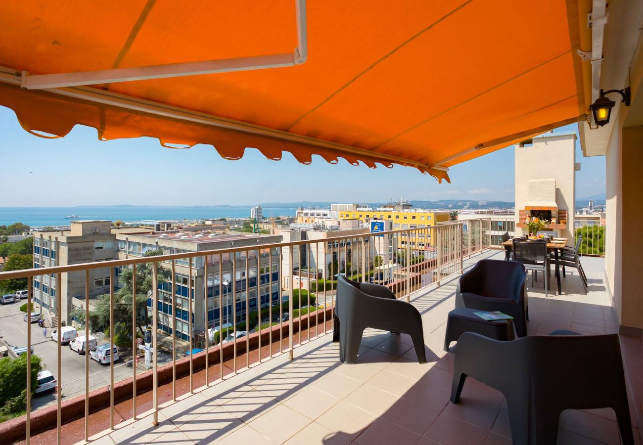 Apartment in Saint-Laurent-du-Var - L43 Penot