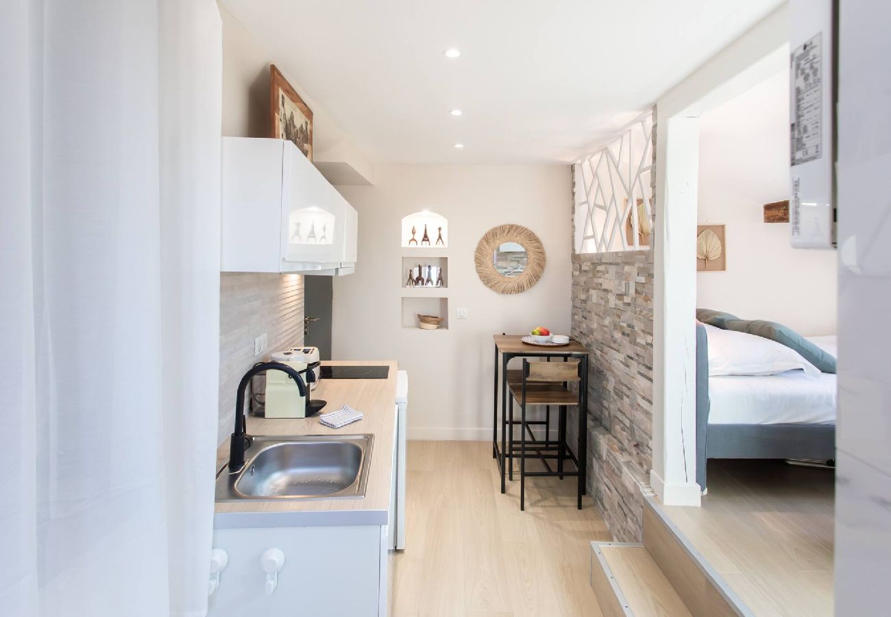 Apartment in Nice - #49 Studio Théry