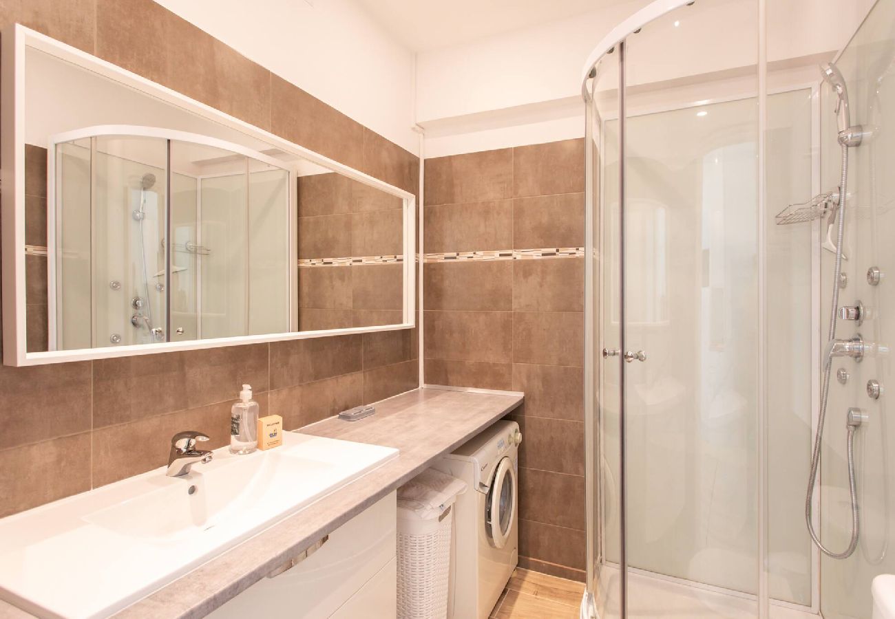 Apartment in Nice - #19 Studio Lenval