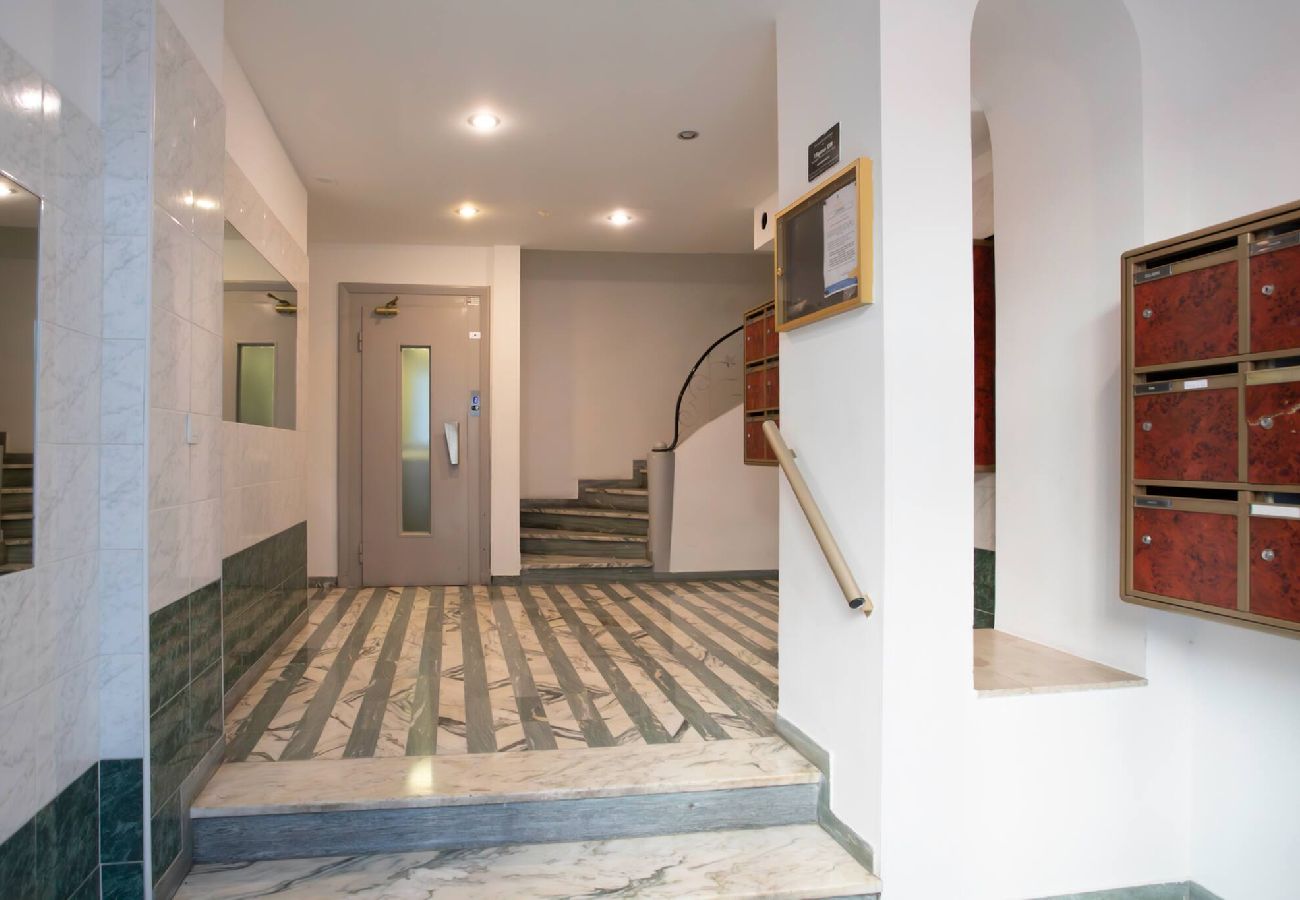 Apartment in Nice - #19 Studio Lenval