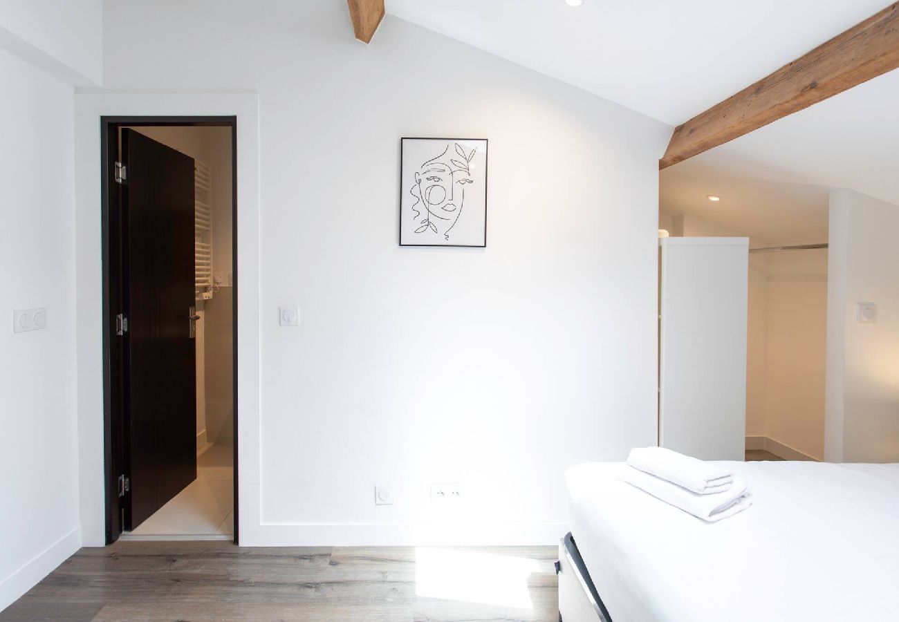 Residence in Mougins - C12 Woiselle