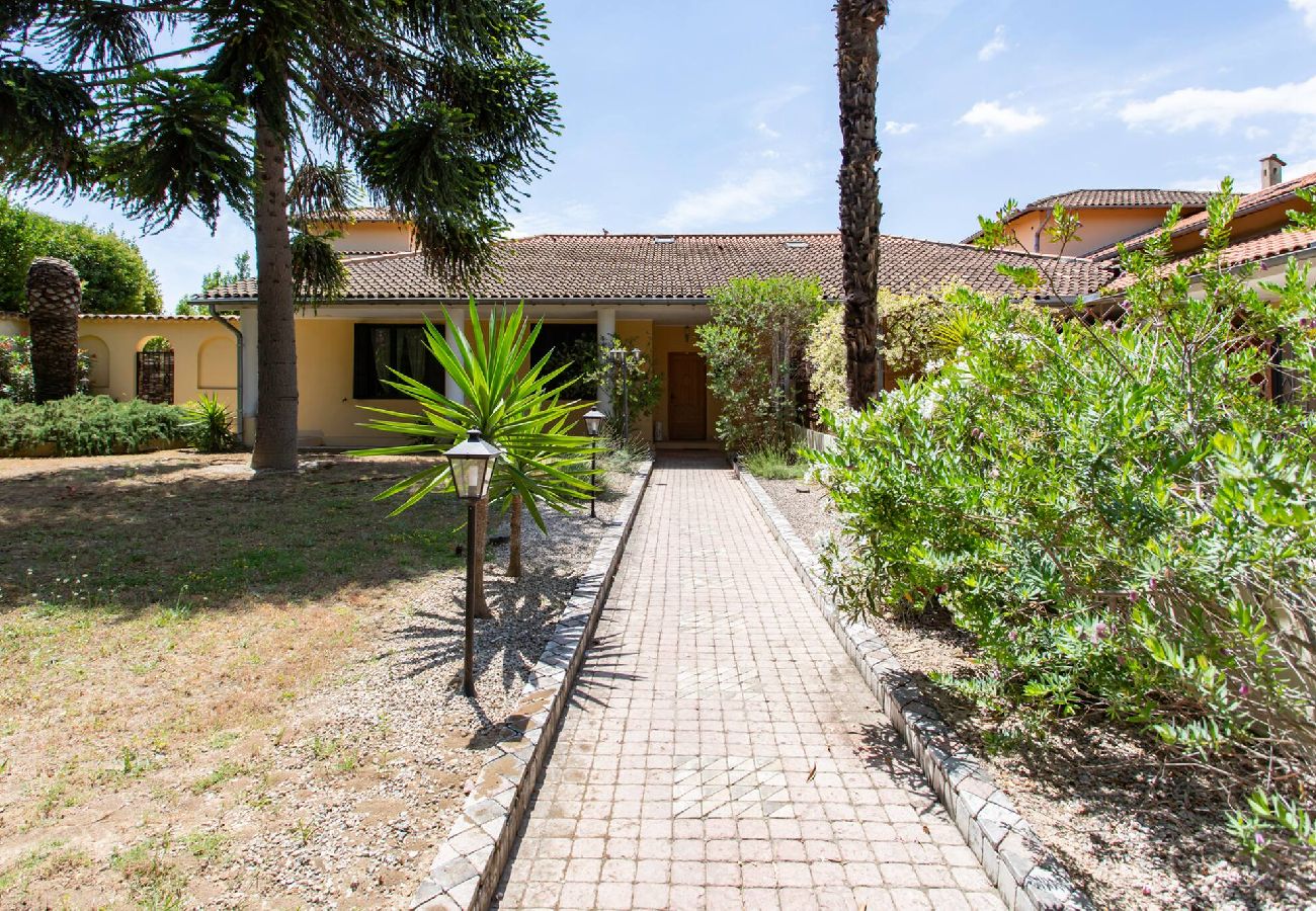 Residence in Mougins - C12 Woiselle
