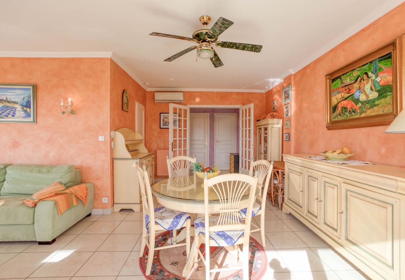 Apartment in Antibes - A6 Karpoff