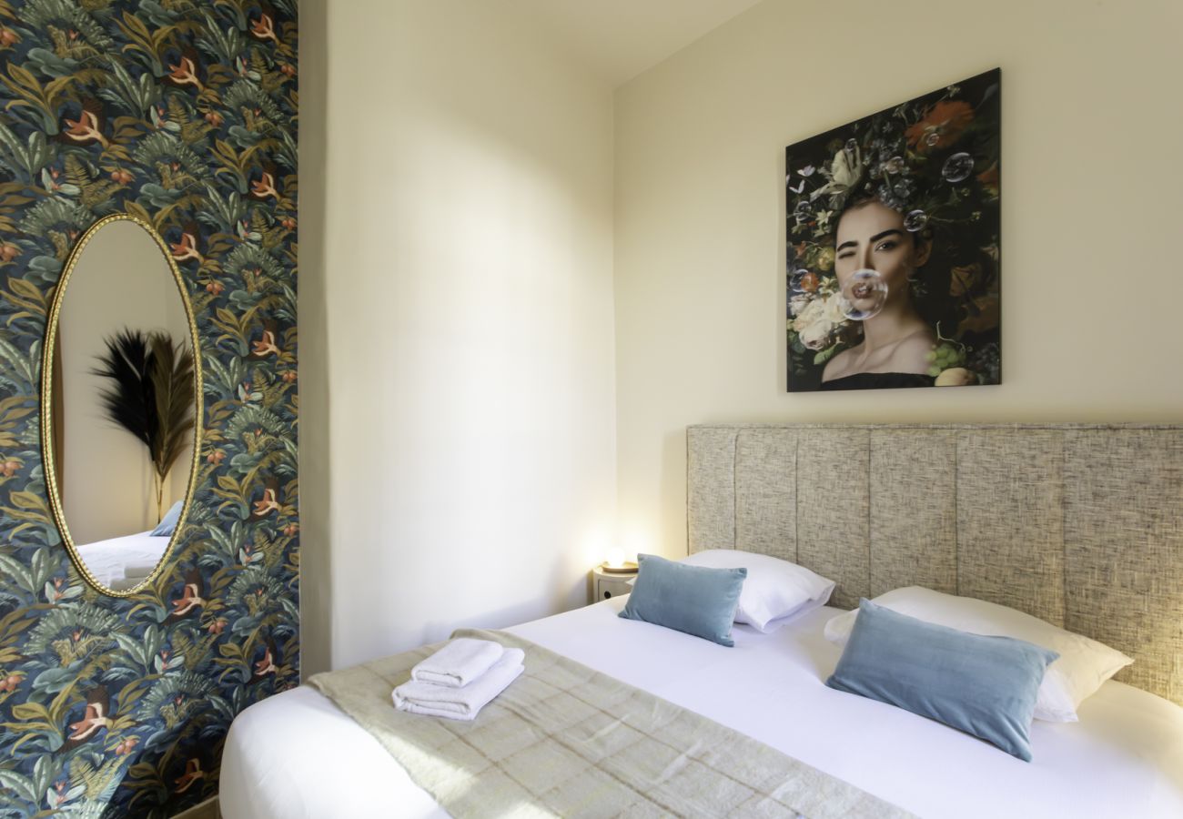 Apartment in Nice - #38 2 Place Massena