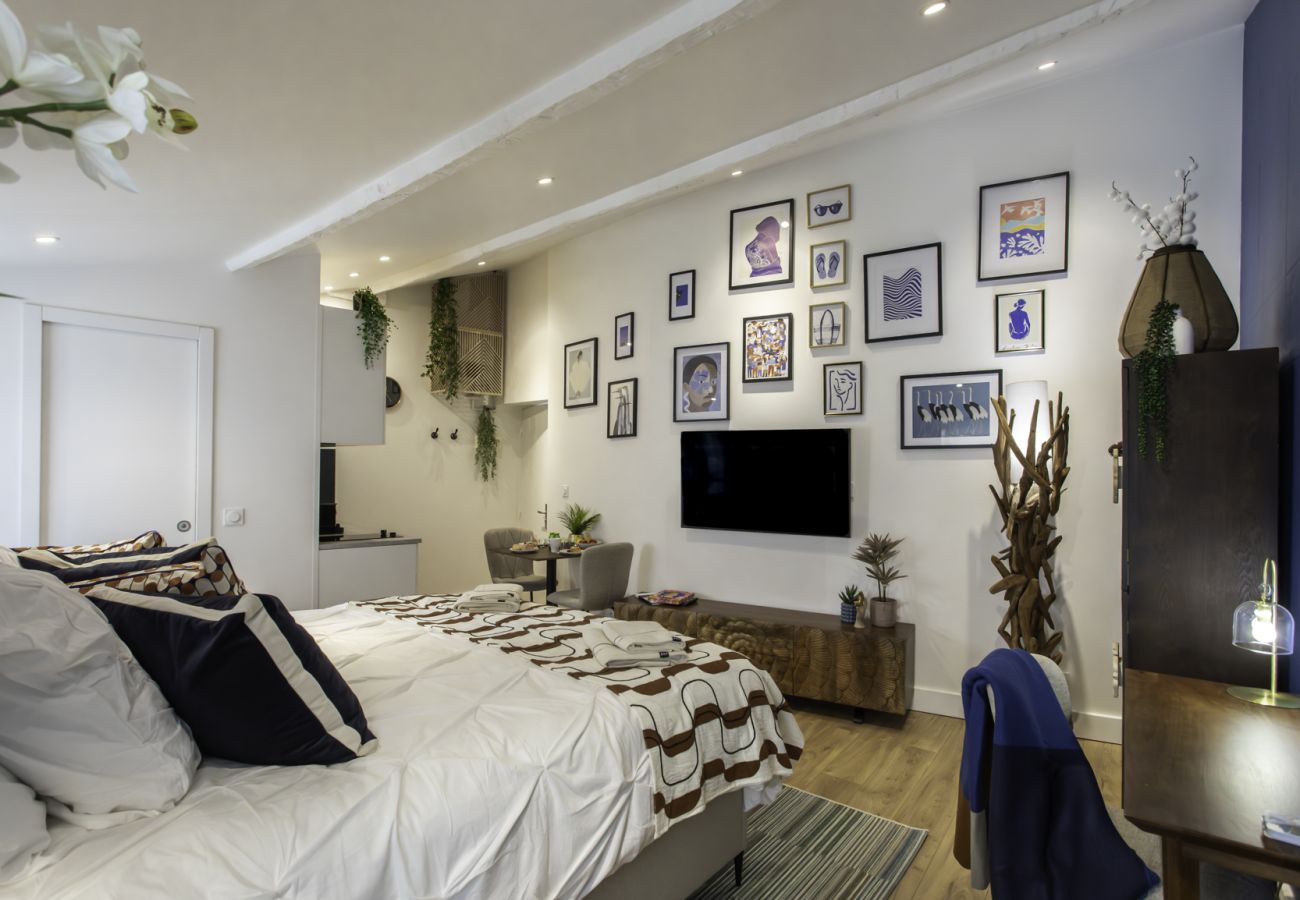 Studio in Cannes - C1 Studio Suquet