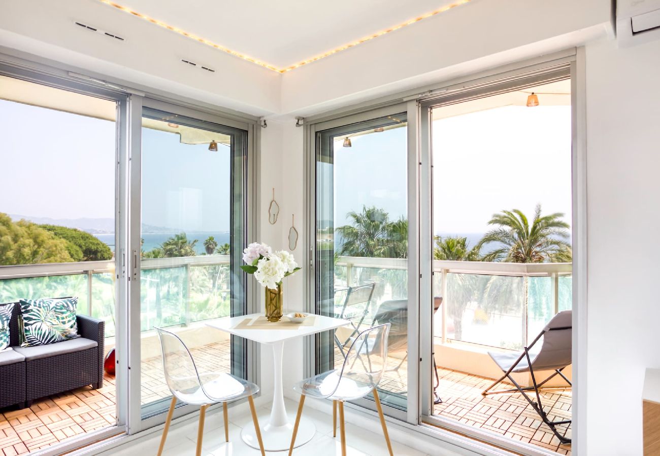 Residence a Cannes - C3 Sebrek