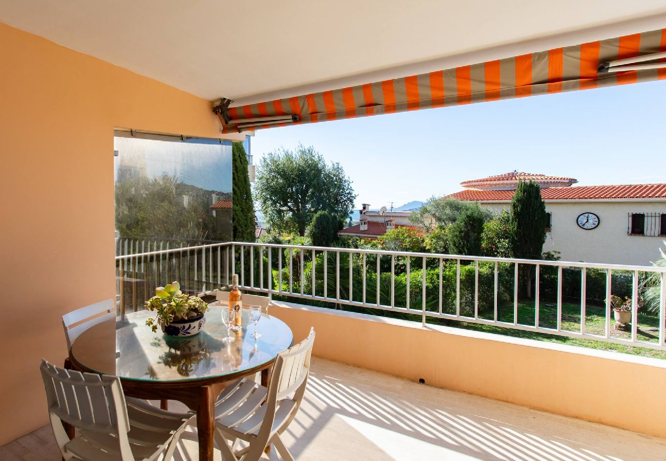 Residence a Antibes - A3 Mont Joyeux
