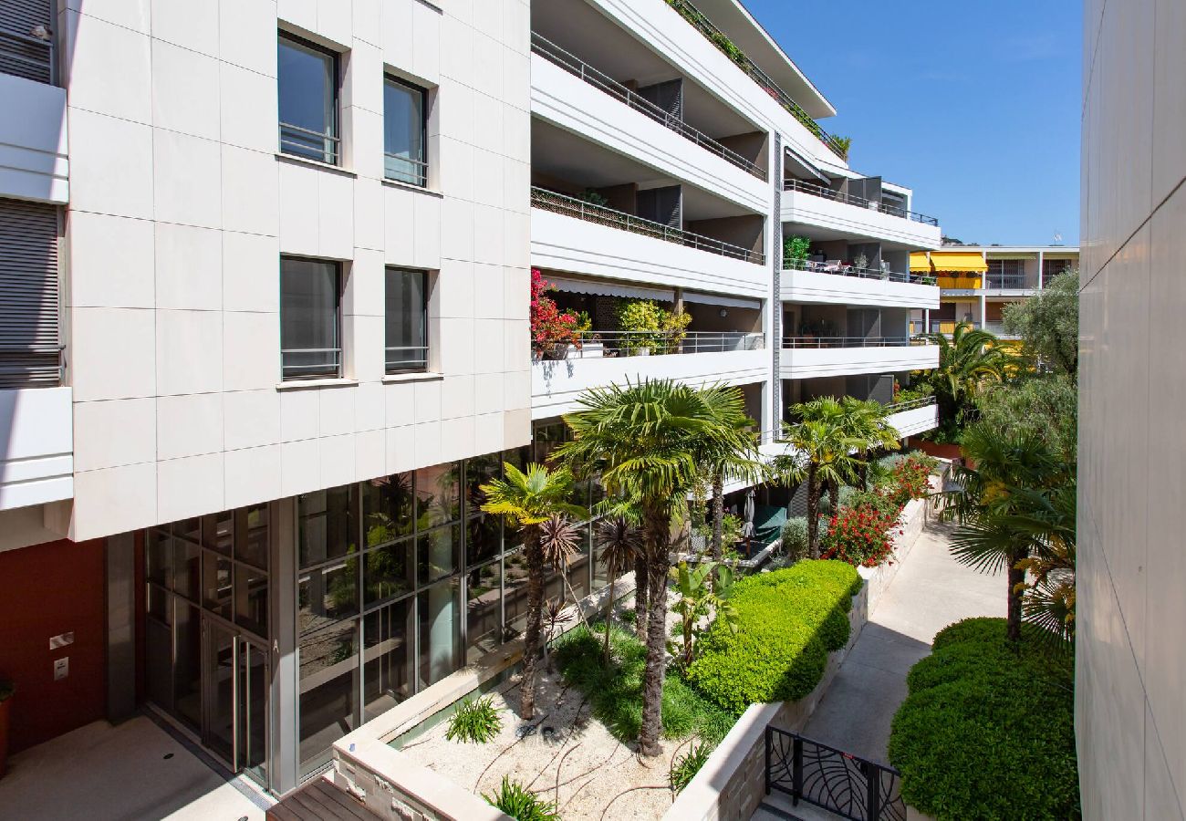 Residence a Cannes - C2 Lagarde