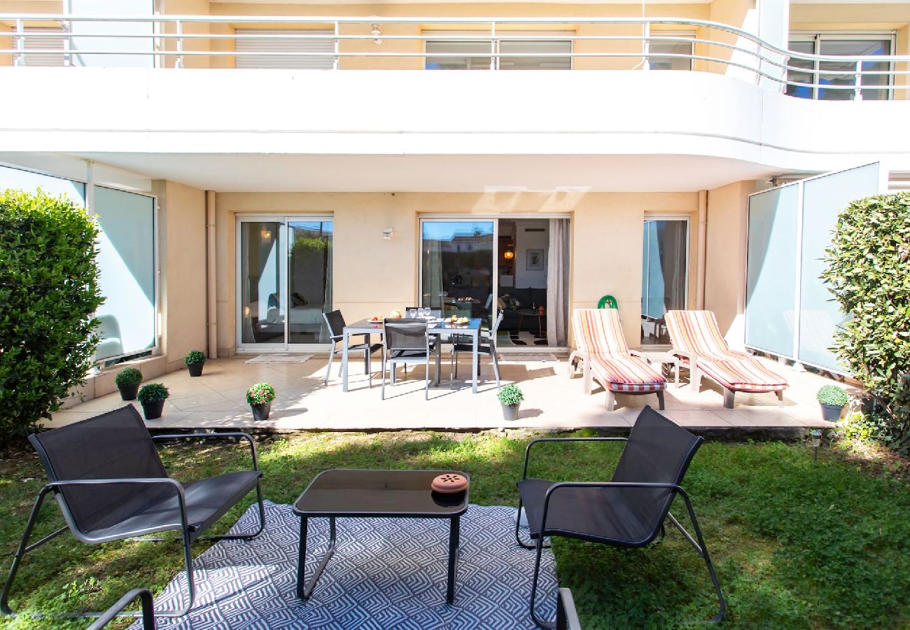 Residence a Antibes - A13 Dack