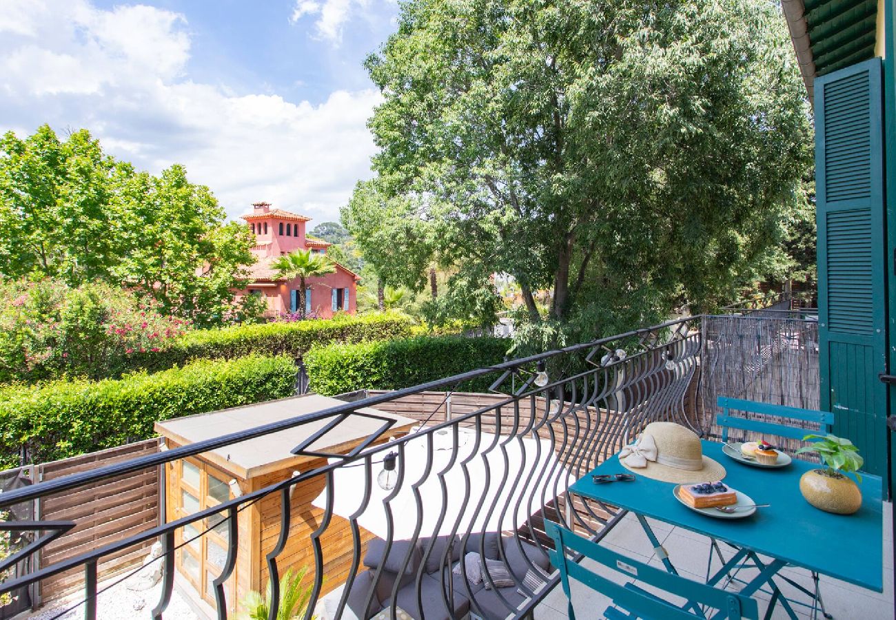 Residence a Mougins - C12 Woiselle