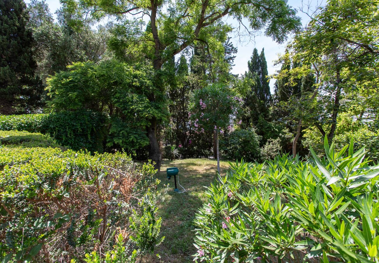 Residence a Mougins - C12 Woiselle