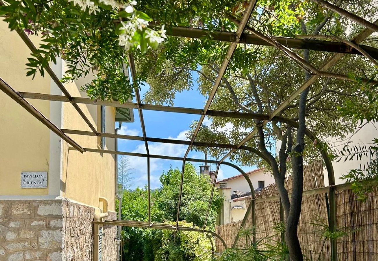 Villa a Cannes - C8 Villa Orientale