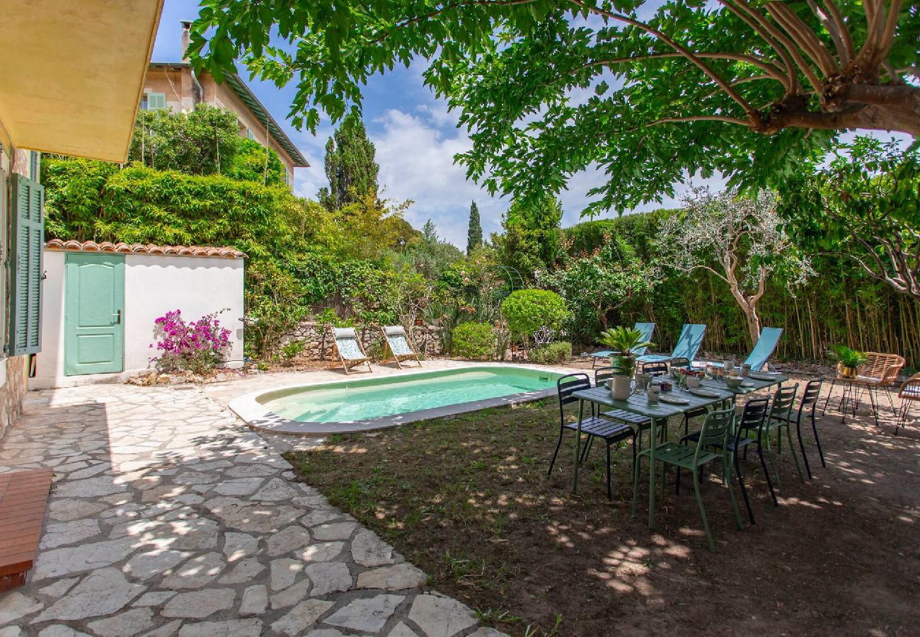 Villa a Cannes - C8 Villa Orientale