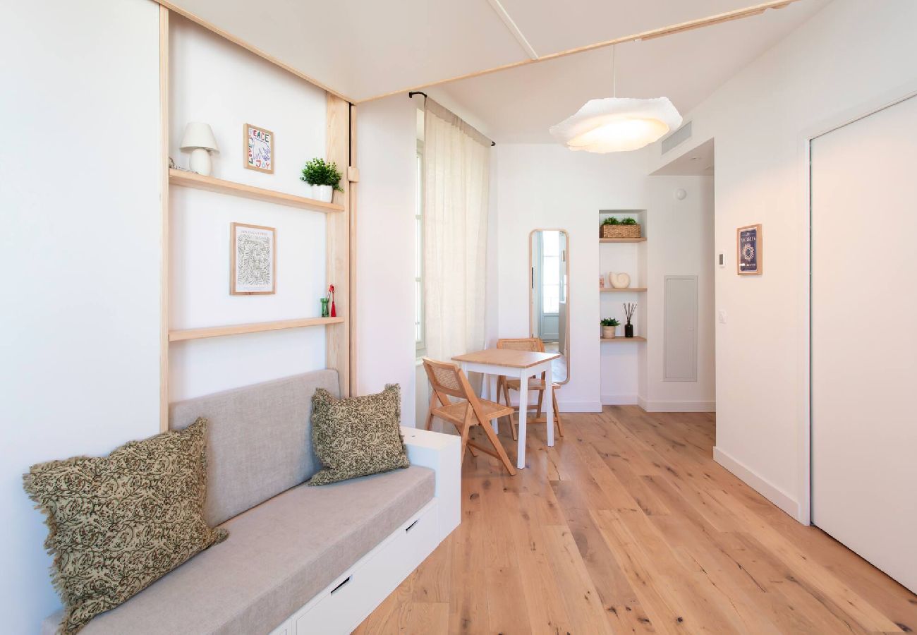 Studio a Nice - BM12 Studio du Lycée