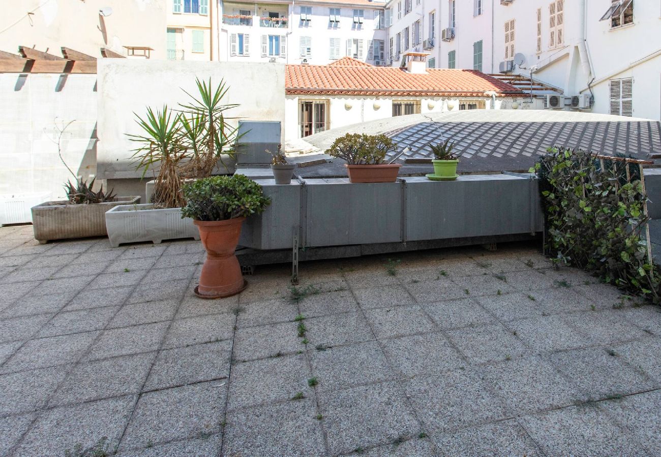 Appartement à Nice - #56 2P Massena