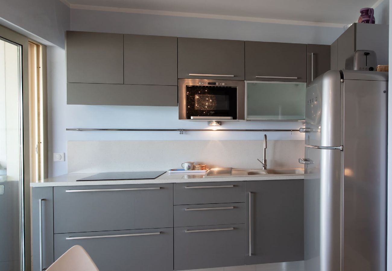 Appartement à Antibes - A2 Gryner