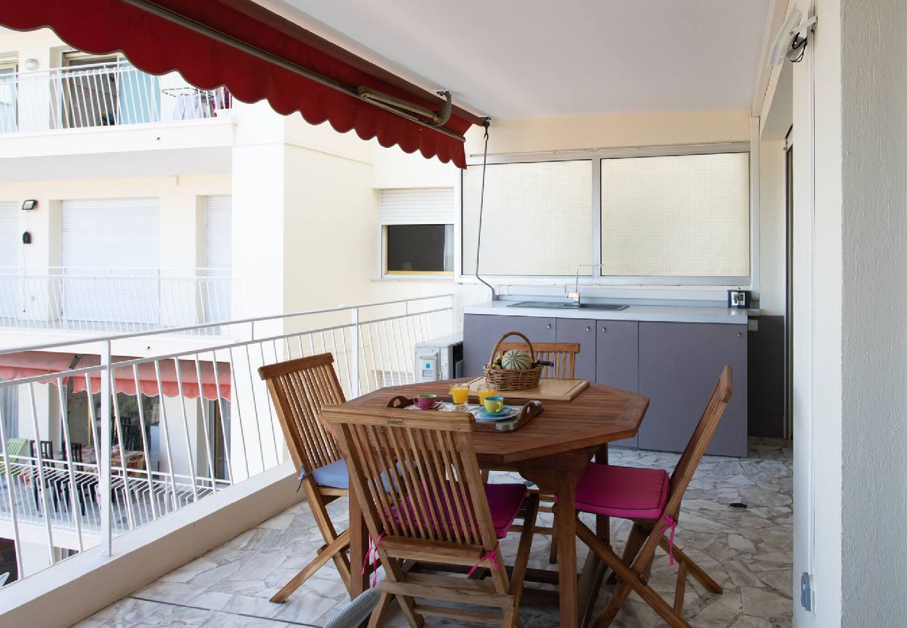 Appartement à Antibes - A2 Gryner