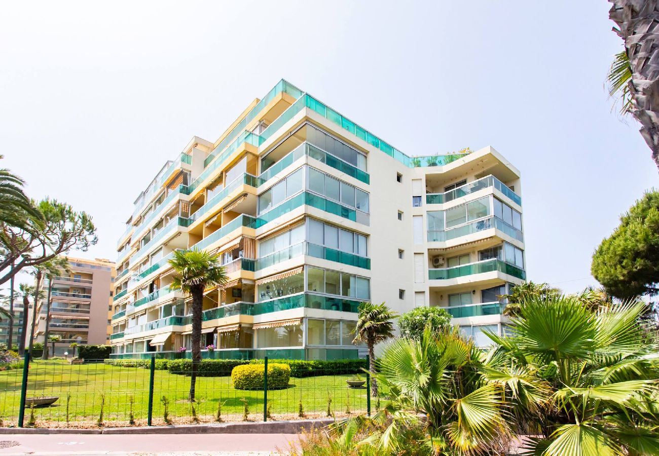 Résidence à Cannes - C3 Sebrek