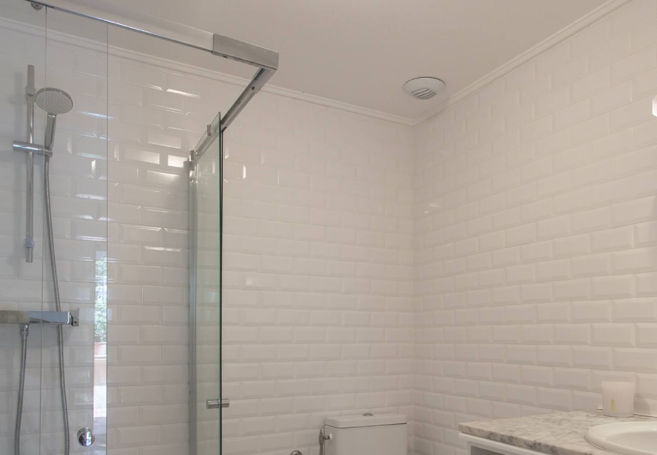 Appartement à Saint-Jean-Cap-Ferrat - L34 KAISER