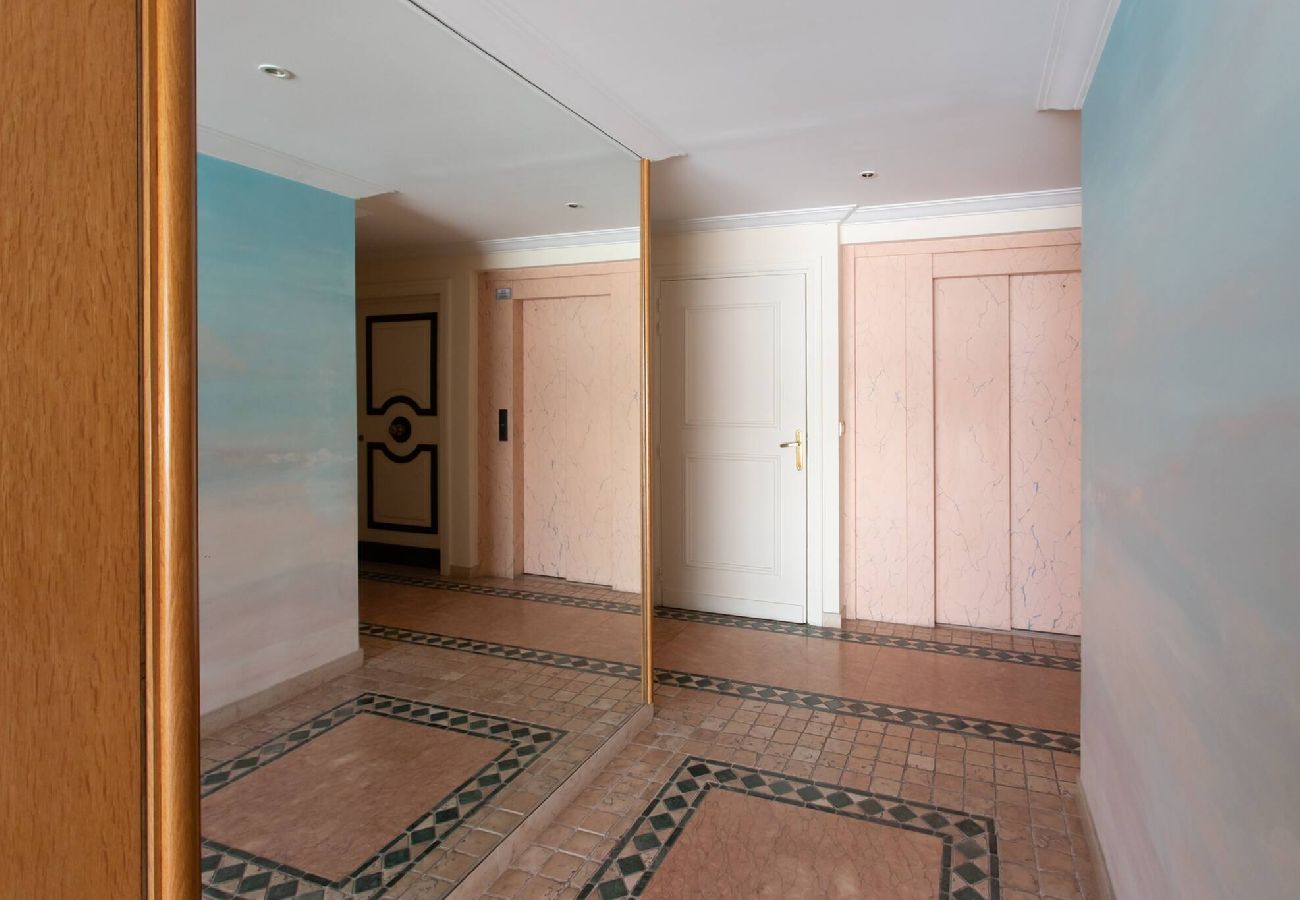 Appartement à Saint-Jean-Cap-Ferrat - L34 KAISER