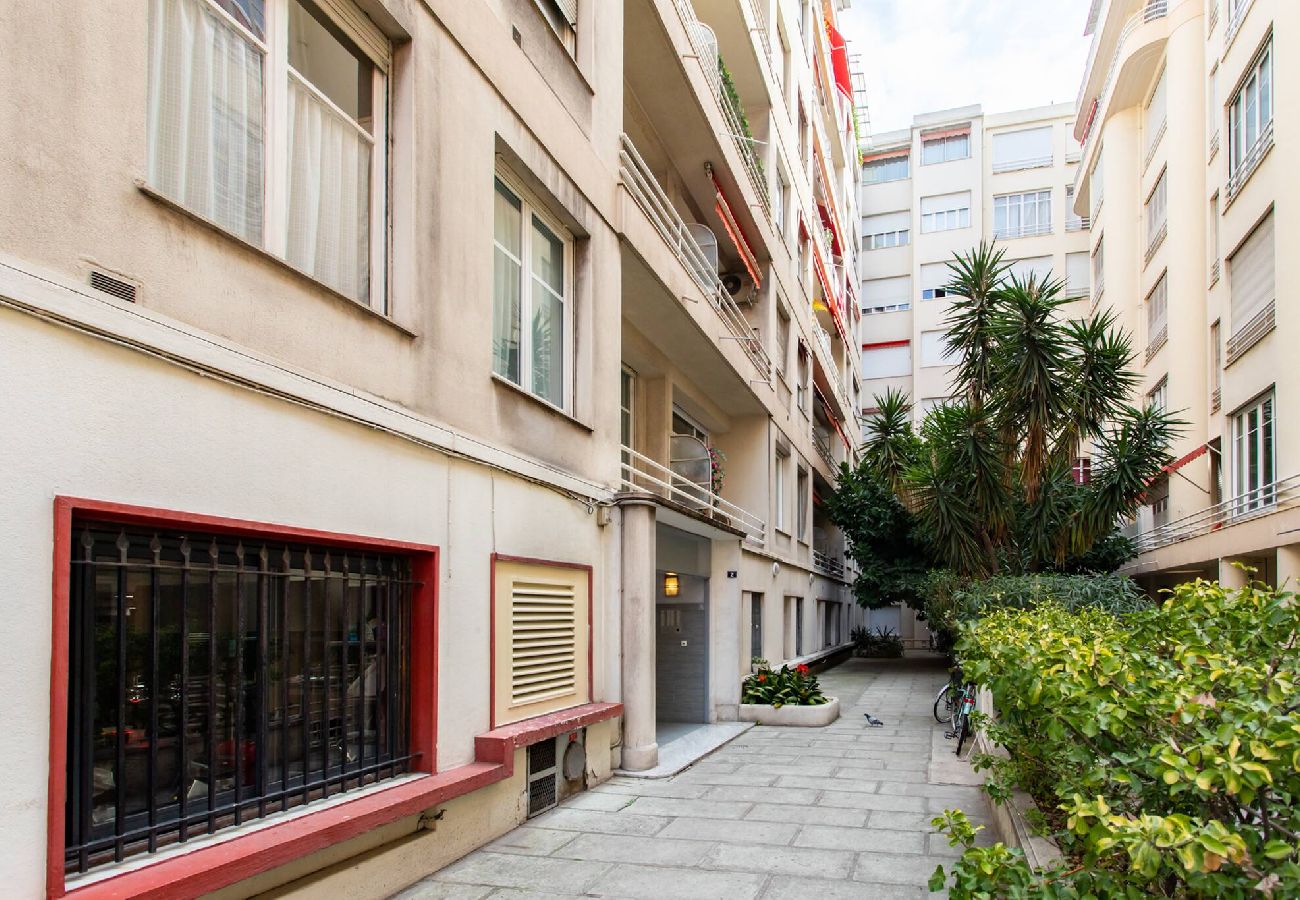 Appartement à Nice - L24 BAZ