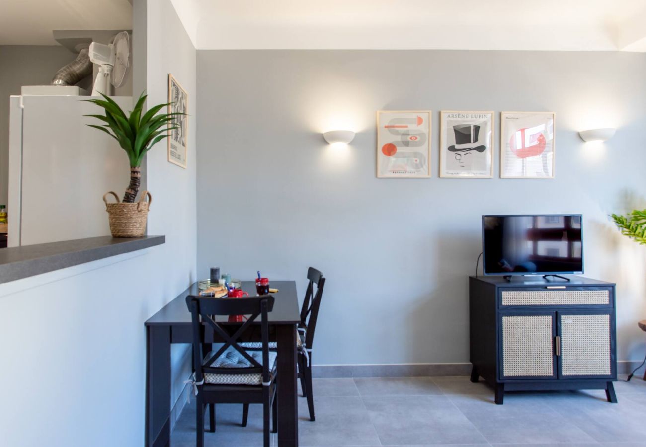 Appartement à Nice - L12 PILOTI